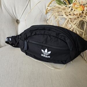 adidas fanny pack black